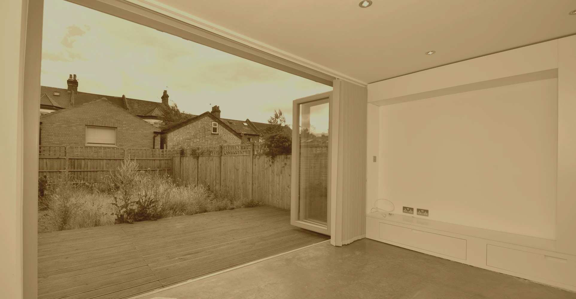 Slider, Glaziers in Erith Marshes, DA18